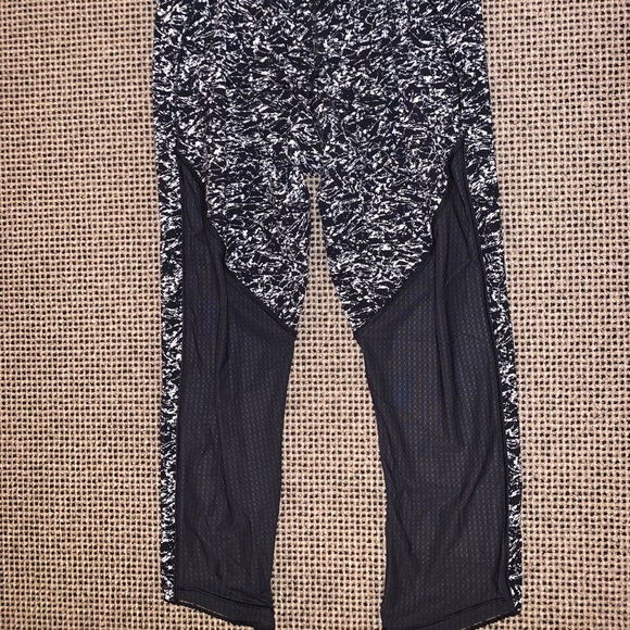 Lululemon leggings - Picture 2 of 2